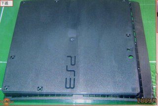 PS3 Slim - More Pix from Torn Site