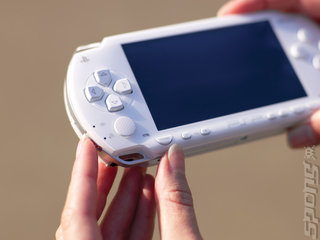 PSP Redesign Rumours: Sleeker, Folding Screen, Soon